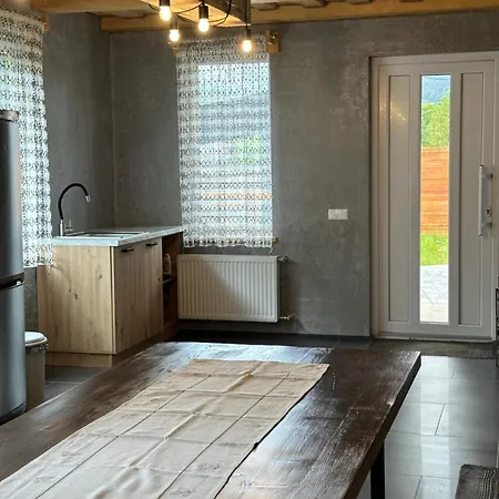 Hlushman House