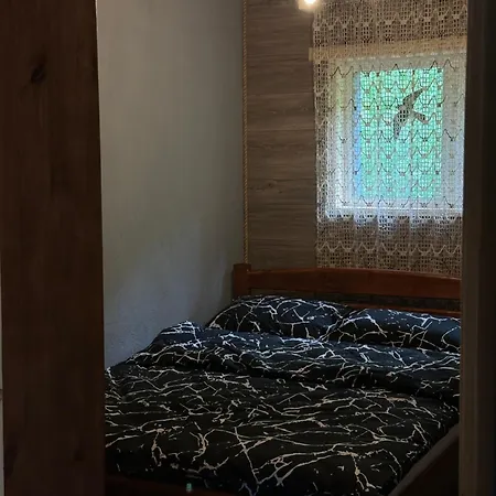 Villa Hlushman House *